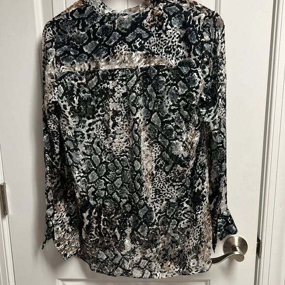 NWOT ALICE + OLIVIA Medium Snakeskin Print Velvet Burnout Silk Popover Blouse - Picture 6 of 6